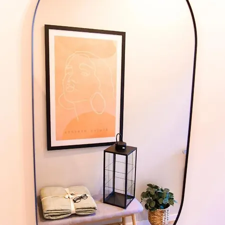 Turystyczna 25 Blisko Centrum, Z Dodatkowym Bezplatnym Parkingiem W Centrum Miasta Aparthotel 3*