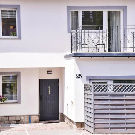 Turystyczna 25 Blisko Centrum, Z Dodatkowym Bezplatnym Parkingiem W Centrum Miasta