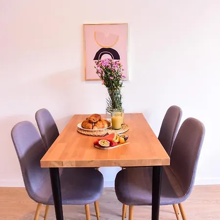 Turystyczna 25 Blisko Centrum, Z Dodatkowym Bezplatnym Parkingiem W Centrum Miasta Aparthotel 3*