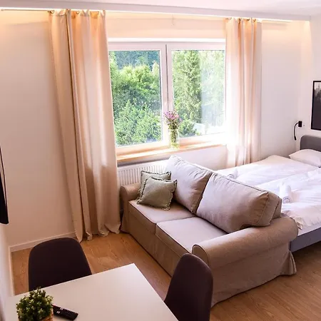 Aparthotel Turystyczna 25 Blisko Centrum, Z Dodatkowym Bezplatnym Parkingiem W Centrum Miasta 3*