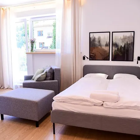 Turystyczna 25 Blisko Centrum, Z Dodatkowym Bezplatnym Parkingiem W Centrum Miasta Apartahotel