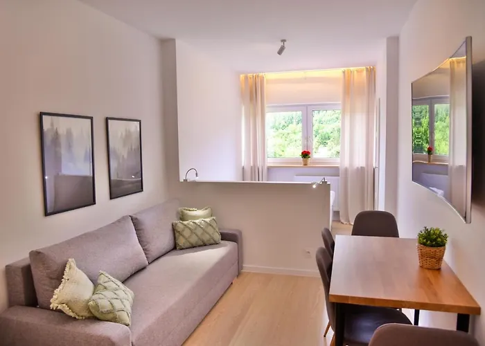 Apartahotel Turystyczna 25 Blisko Centrum, Z Dodatkowym Bezplatnym Parkingiem W Centrum Miasta