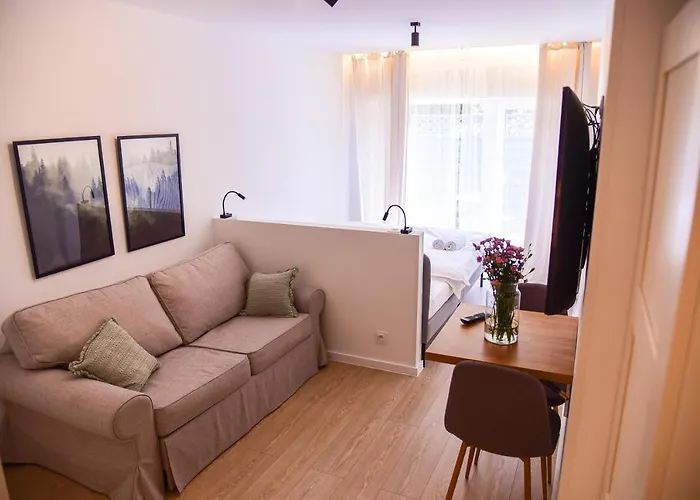 Turystyczna 25 Blisko Centrum, Z Dodatkowym Bezplatnym Parkingiem W Centrum Miasta Kudowa-Zdrój