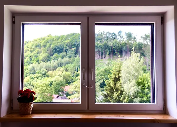 Turystyczna 25 Blisko Centrum, Z Dodatkowym Bezplatnym Parkingiem W Centrum Miasta Apart-hotel Kudowa-Zdrój