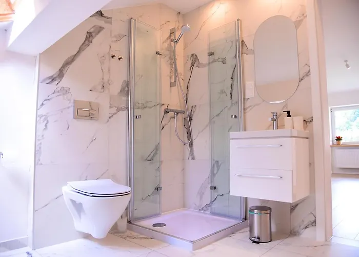 Turystyczna 25 Blisko Centrum, Z Dodatkowym Bezplatnym Parkingiem W Centrum Miasta Kudowa-Zdrój