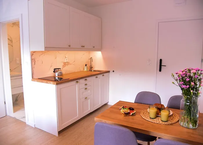 Apart-hotel Turystyczna 25 Blisko Centrum, Z Dodatkowym Bezplatnym Parkingiem W Centrum Miasta 3*