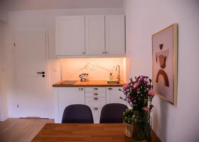 Apartahotel Turystyczna 25 Blisko Centrum, Z Dodatkowym Bezplatnym Parkingiem W Centrum Miasta